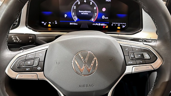 Volkswagen T-Roc 17 of 19