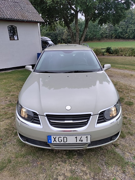 Saab 9-5 2 of 4