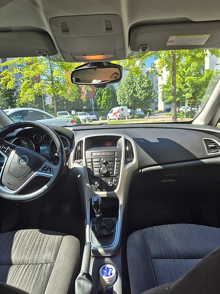 Opel Astra 5 of 5