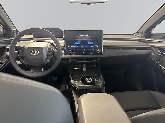 Toyota bZ4X Touring 8 of 18