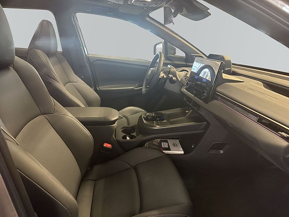 Toyota bZ4X Touring 6 of 18