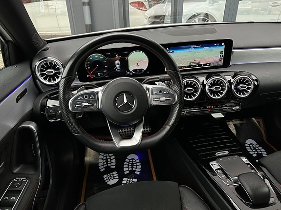 Mercedes-Benz A180 d 18 of 30