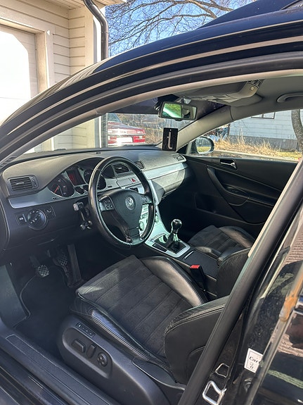 Volkswagen Passat 7 of 9