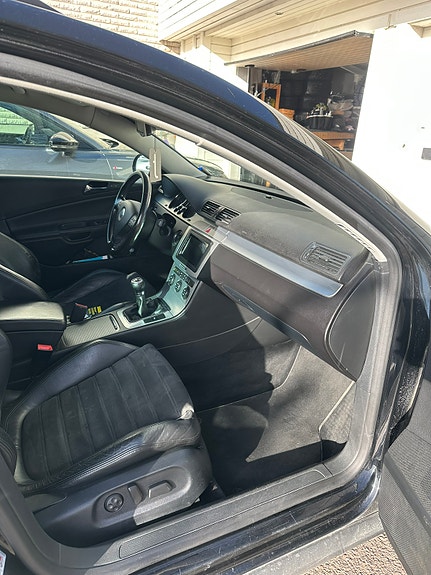 Volkswagen Passat 9 of 9