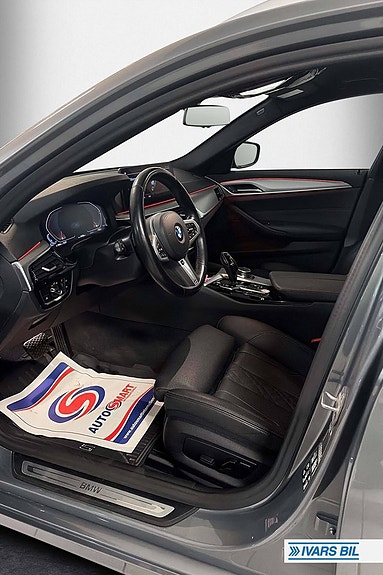 BMW 520d 4 of 5