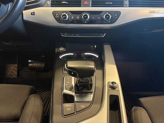 Audi A4 11 of 20