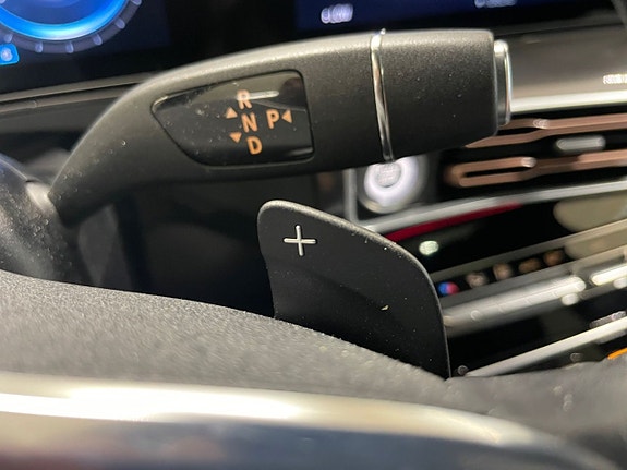 Mercedes-Benz EQC400 26 of 26