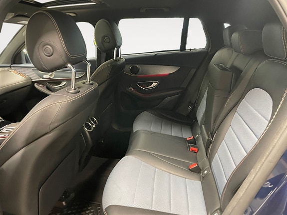 Mercedes-Benz EQC400 14 of 26