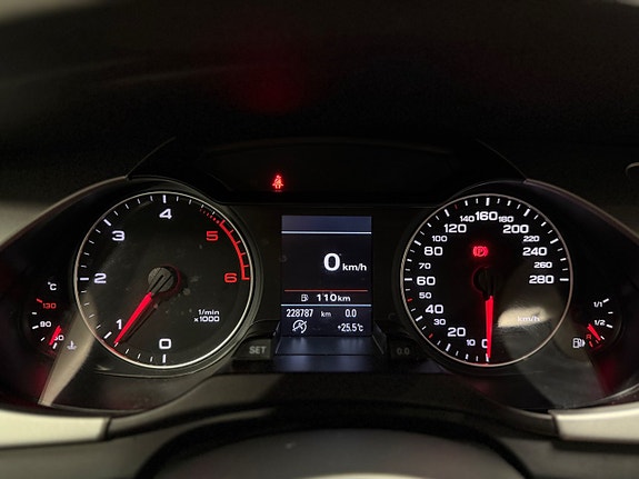 Audi A4 13 of 18