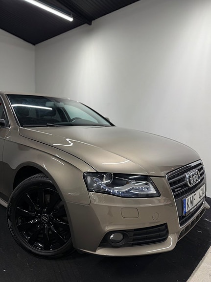 Audi A4 4 of 5