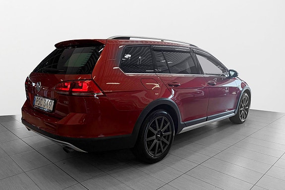 Volkswagen Golf Alltrack 6 of 13