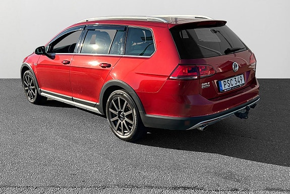 Volkswagen Golf Alltrack 4 of 17
