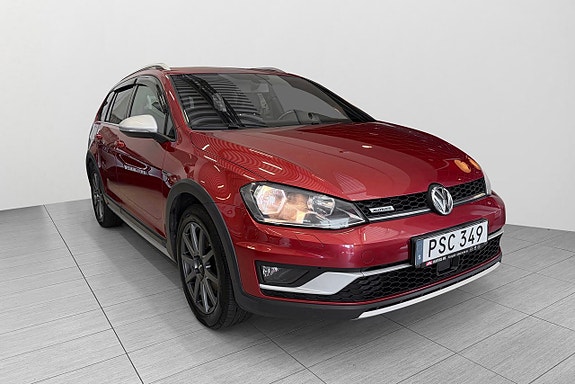 Volkswagen Golf Alltrack 3 of 13
