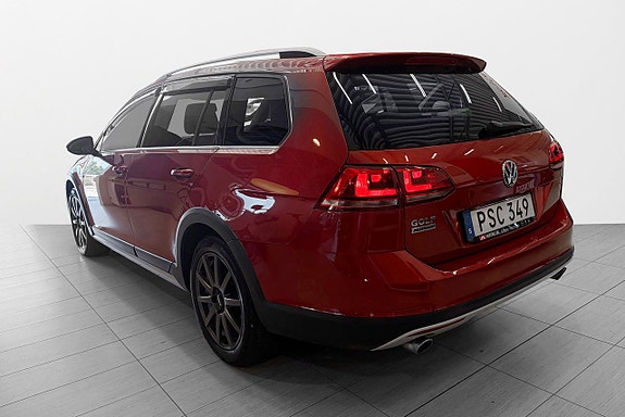Volkswagen Golf Alltrack 5 of 13