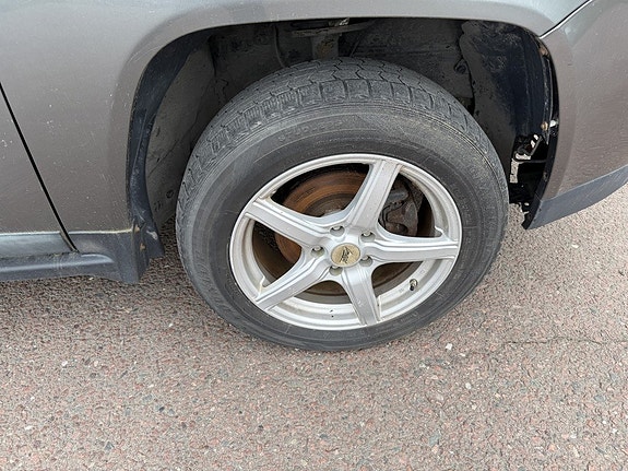 Jeep Compass 9 of 12