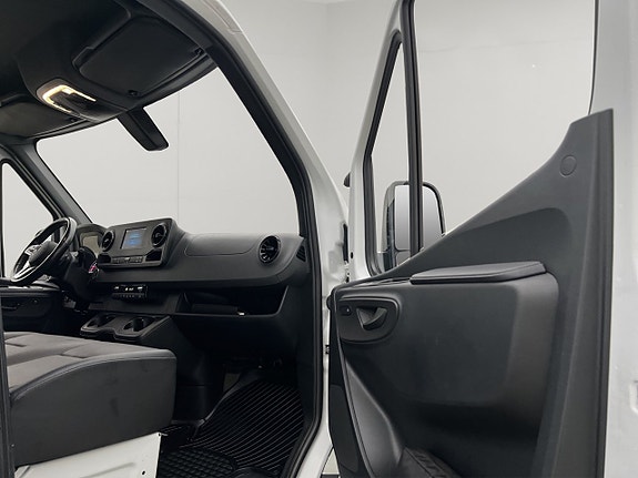 Mercedes-Benz Sprinter 317 28 of 30