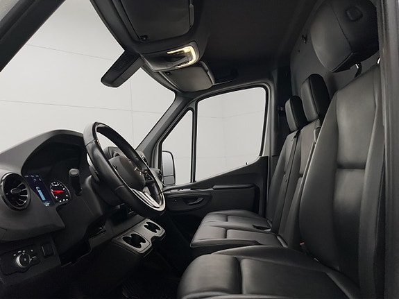 Mercedes-Benz Sprinter 317 16 of 30