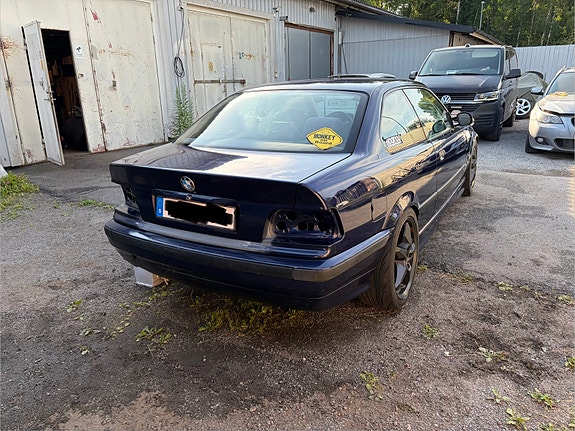 BMW 328i 5 of 5
