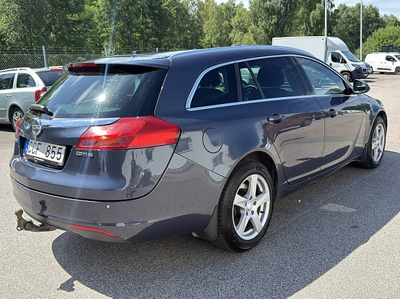 Opel Insignia 4 of 5