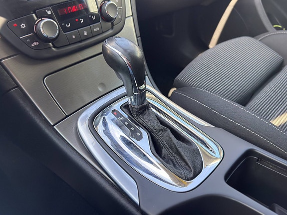 Opel Insignia 12 of 12