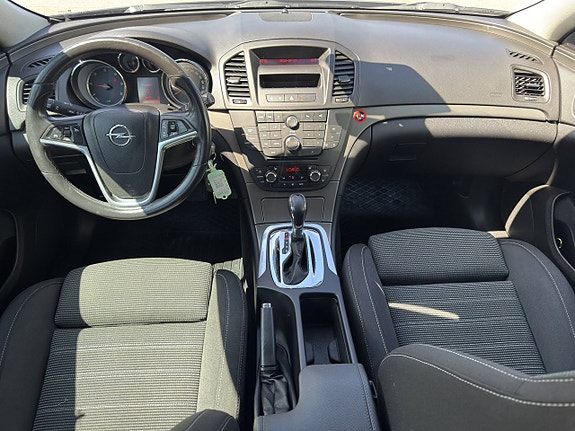 Opel Insignia 9 of 12