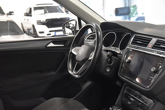 Volkswagen Tiguan 8 of 19