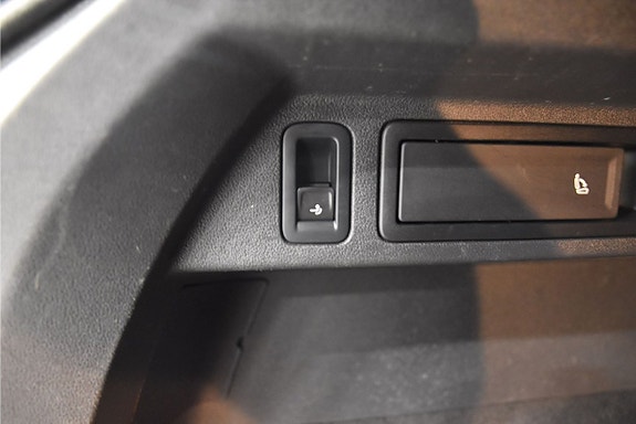 Volkswagen Tiguan 17 of 19