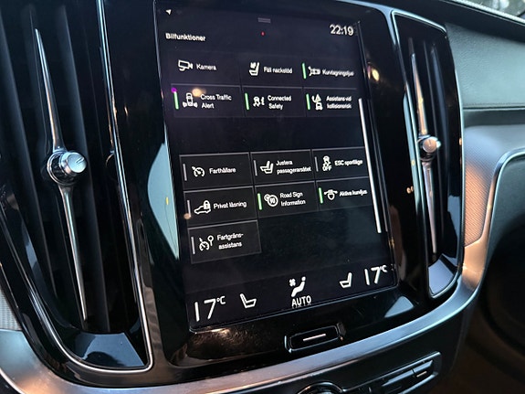 Volvo V60 14 of 24