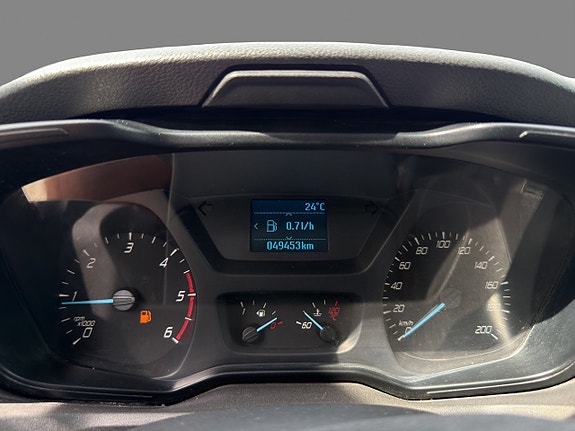 Ford Transit 12 of 12