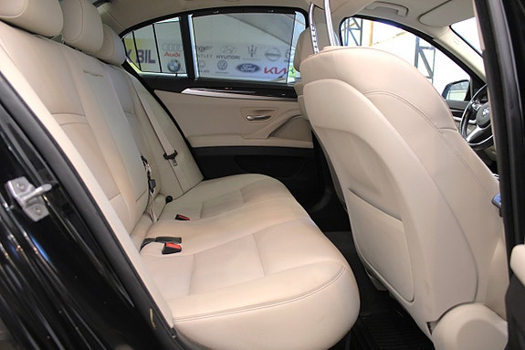BMW 520d 14 of 20