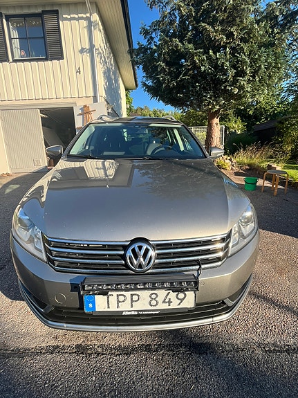 Volkswagen Passat 3 of 5