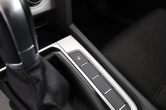 Volkswagen Passat 29 of 30
