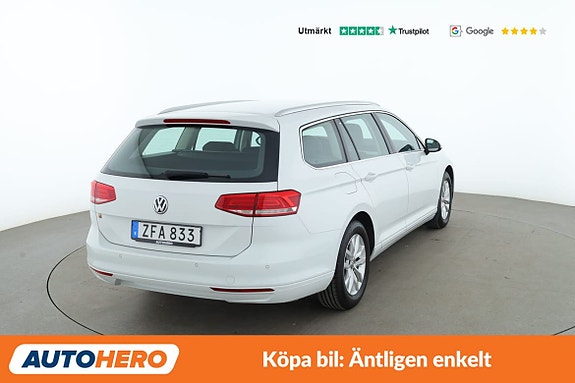 Volkswagen Passat 6 of 30