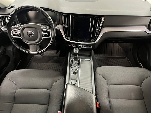 Volvo V60 Cross Country 14 of 21
