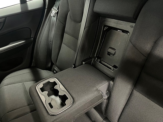Volvo V60 Cross Country 19 of 21
