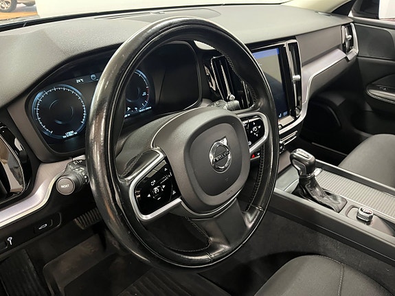 Volvo V60 Cross Country 12 of 21