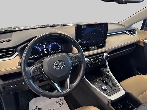 Toyota RAV4 9 of 10