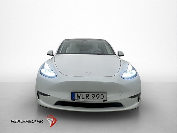 Tesla Model Y 2 of 30