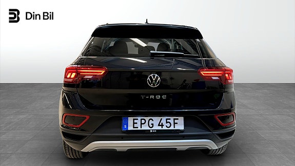 Volkswagen T-Roc 5 of 5