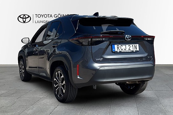 Toyota Yaris Cross 2 of 20