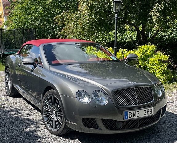 Bentley Continental GTC 8 of 12