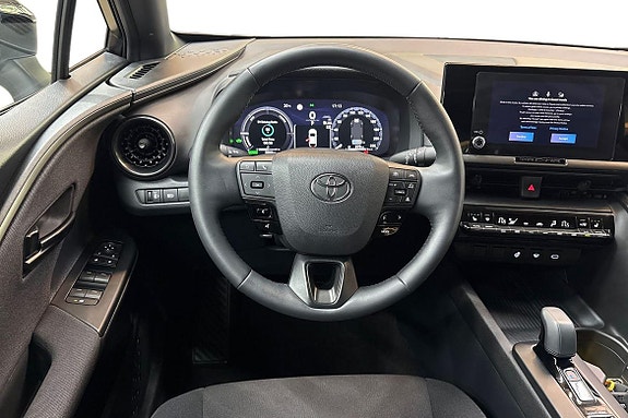 Toyota C-HR 11 of 21