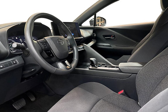 Toyota C-HR 14 of 21