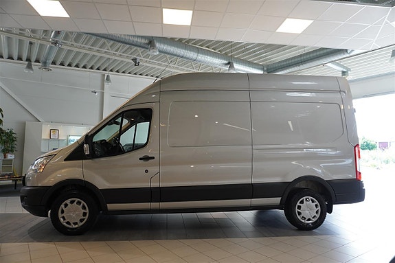 Ford Transit 3 of 23