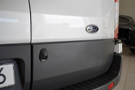 Ford Transit 10 of 23