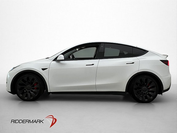 Tesla Model Y 8 of 30