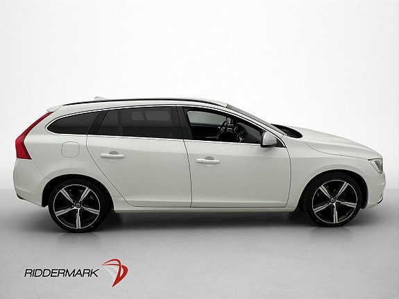 Volvo V60 4 of 5