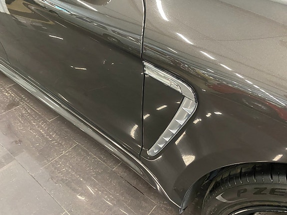 Porsche Panamera Turbo S 22 of 27