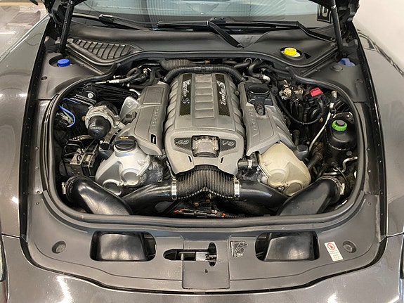 Porsche Panamera Turbo S 18 of 27