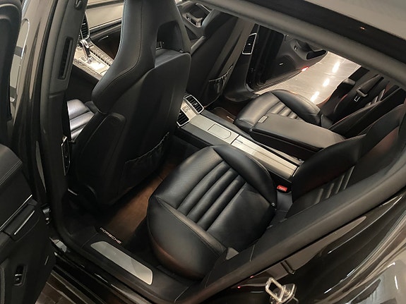 Porsche Panamera Turbo S 11 of 27